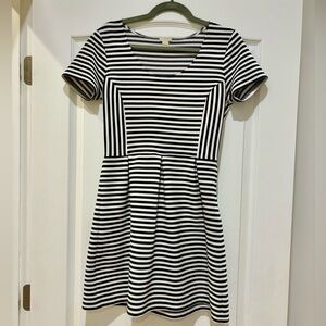 J Crew fit and flare short sleeve scoop neck black and white stripe dress